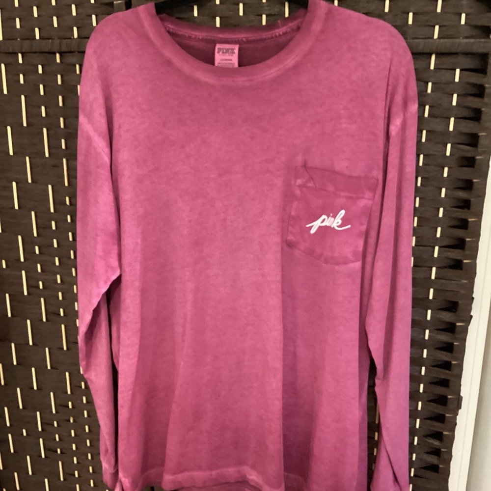 VICTORIA SECRET PINK CREW TOP ( Size: Large) (Color: Pink Dye) NWOT - Picture 1 of 3